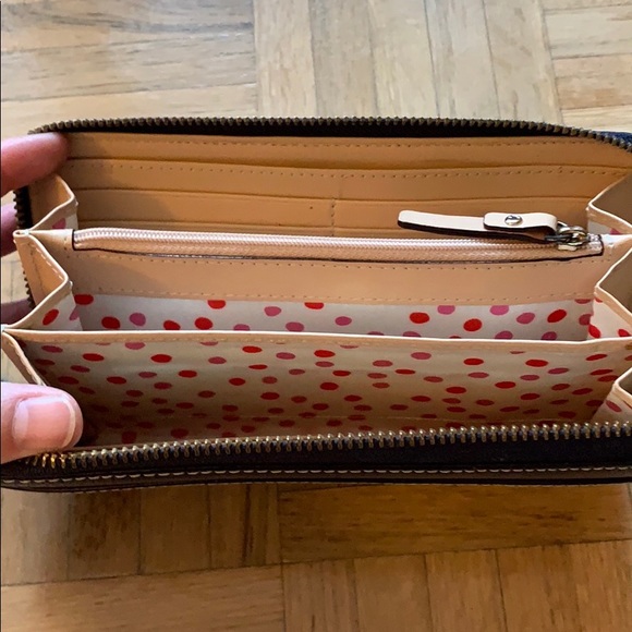 Kate Spade Wallet - Picture 7 of 7